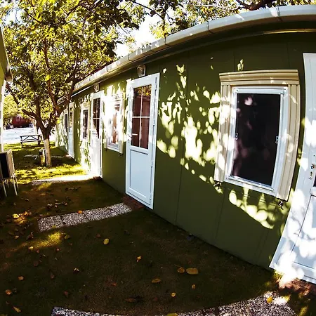 Varil-barrel Camping Üdülőpark *