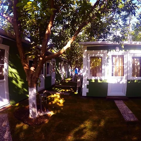 Πάρκο διακοπών Varil-barrel Camping