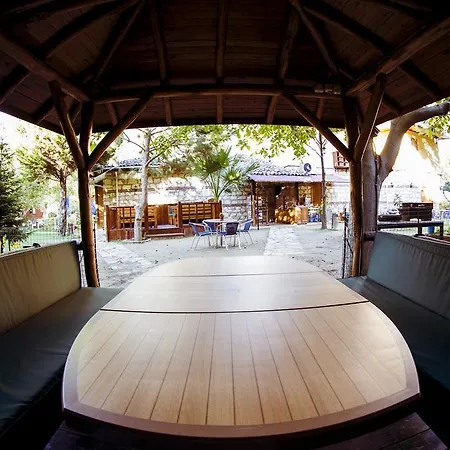 Tatil parkı Varil-barrel Camping
