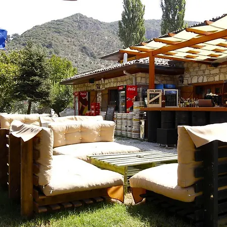 Tatil parkı Varil-barrel Camping